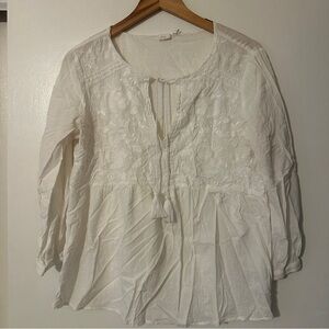 GAP Beautiful Embroidered Top Rayon Cotton3/4 Sleeves women S